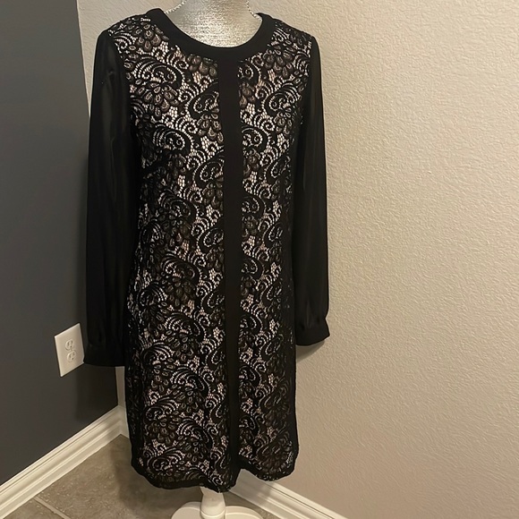 Dresses & Skirts - London Times Lace Overlay‎ Black Sheer Arms Size 8 Career Lined